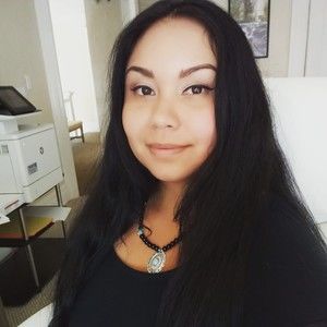 Meet your Posher, Marylu